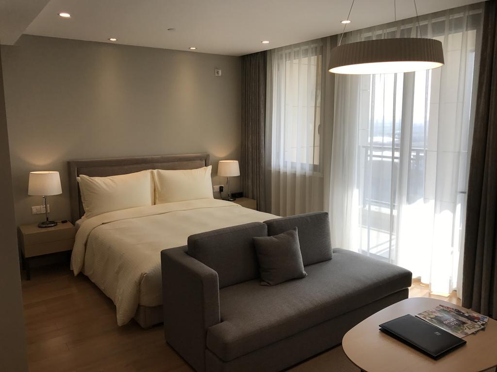 One Sunland Serviced Suites Managed By Lanson Place Шанхай Номер фото