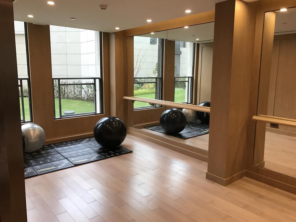 One Sunland Serviced Suites Managed By Lanson Place Шанхай Экстерьер фото