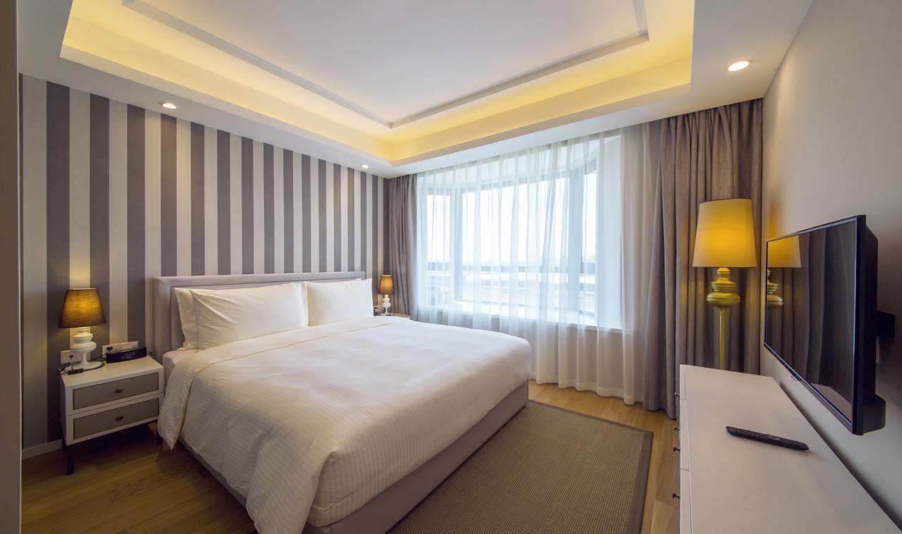 One Sunland Serviced Suites Managed By Lanson Place Шанхай Экстерьер фото