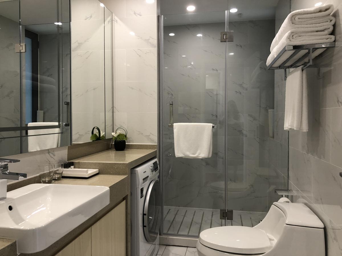 One Sunland Serviced Suites Managed By Lanson Place Шанхай Экстерьер фото